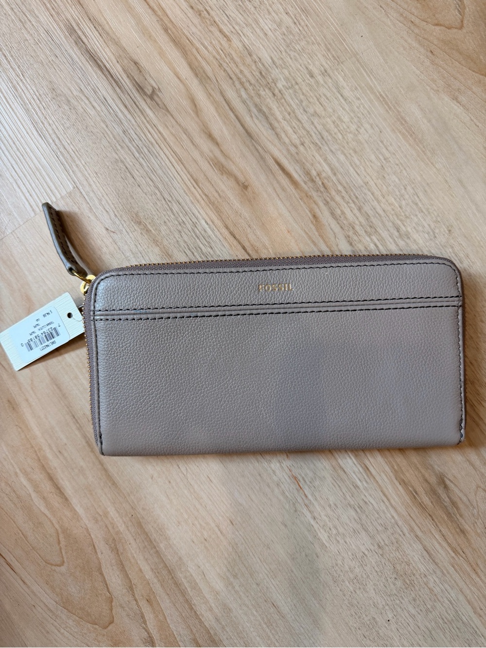 Fossil- Taupe Leather Wallet